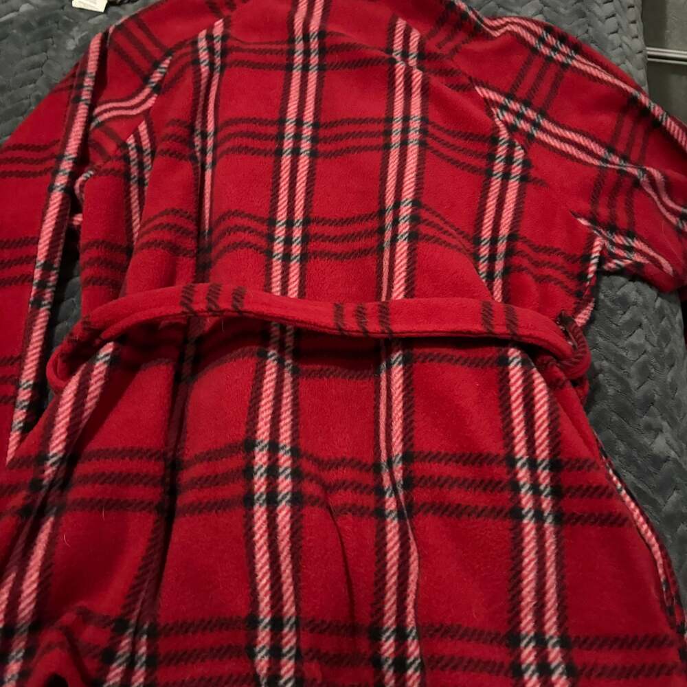 Short Cozy Jacket in Red Lipstick Plaid